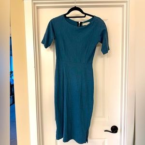 Work day or night out, this is a FORM FITTING  classic!